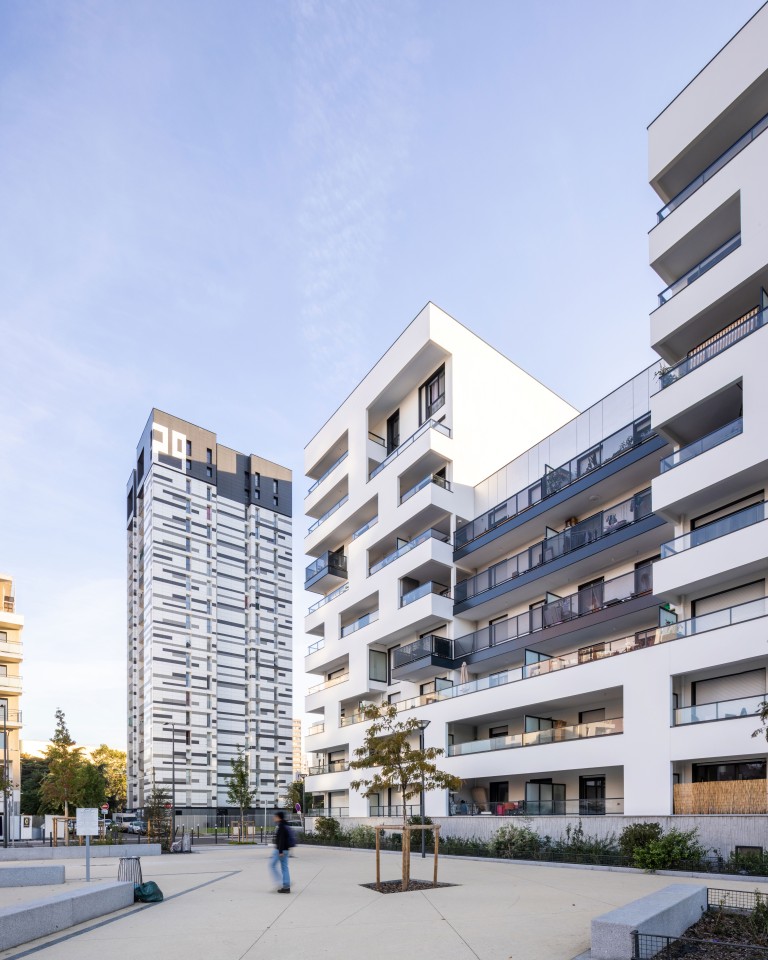 2021-09-07-bobigny-sathy-076-3-assemblage-10