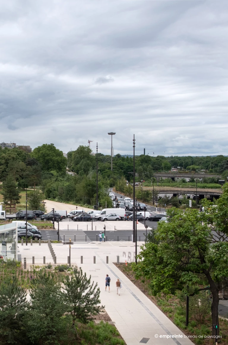 202406-porte-maillot58-c2